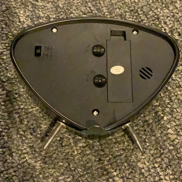 Betty Boop Alarm Clock - Picture 3 of 3